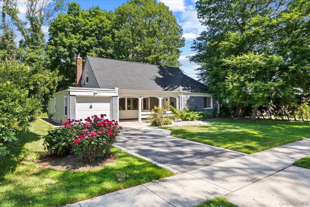 55 Warwick Road, Great Neck, NY 11023
