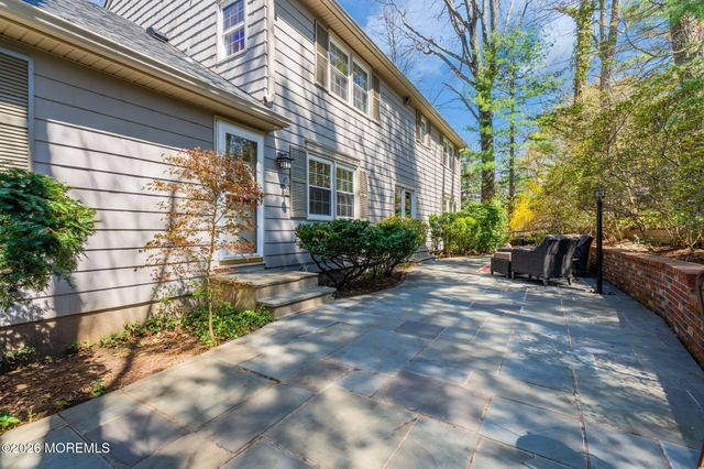 190 Deepdale Drive, Middletown, NJ 07748
