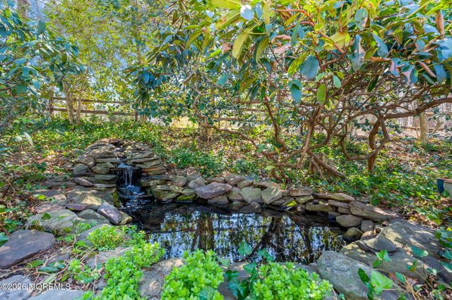 190 Deepdale Drive, Middletown, NJ 07748