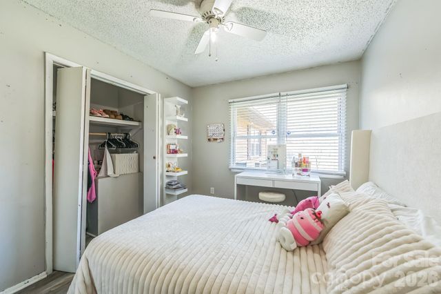 2100 Pisgah Highway, Candler, NC 28715