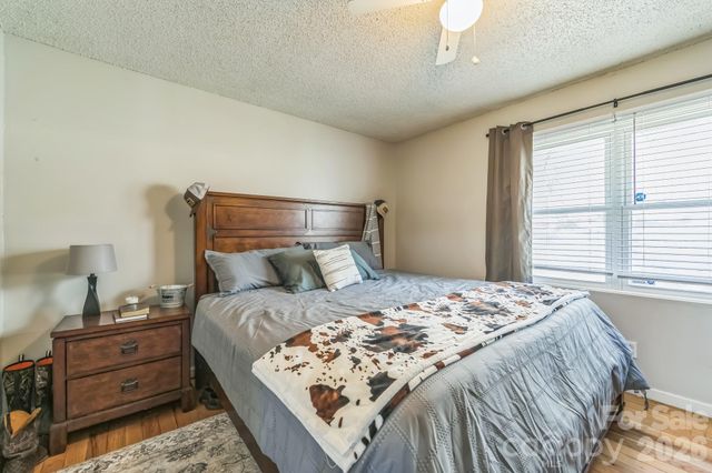 2100 Pisgah Highway, Candler, NC 28715