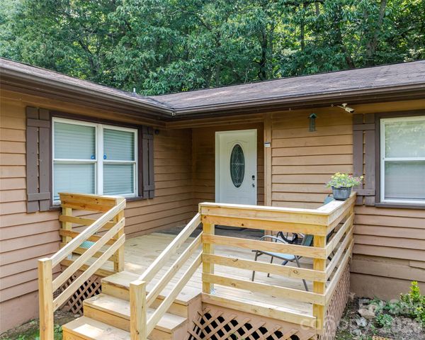 2100 Pisgah Highway, Candler, NC 28715