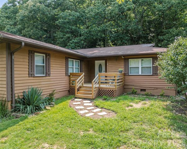 2100 Pisgah Highway, Candler, NC 28715