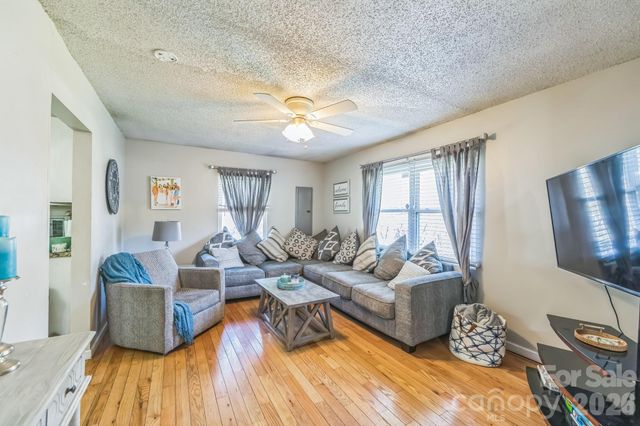 2100 Pisgah Highway, Candler, NC 28715