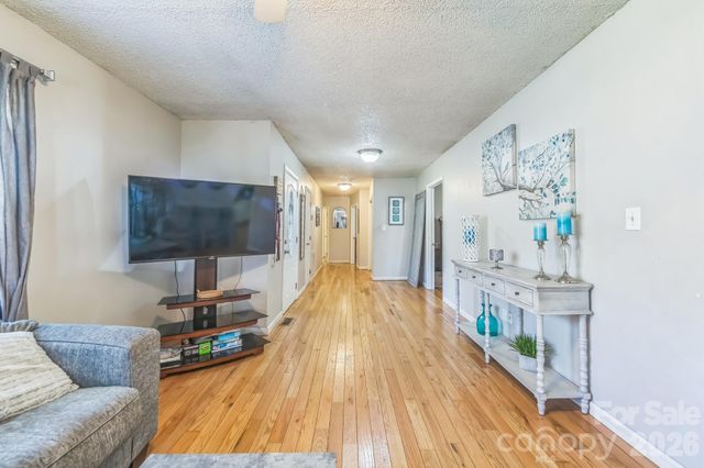 2100 Pisgah Highway, Candler, NC 28715