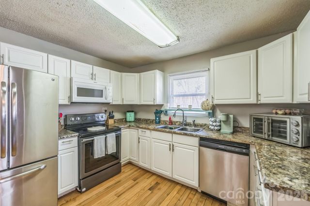 2100 Pisgah Highway, Candler, NC 28715