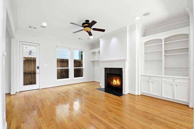 5638 Winsome Lane, Houston, TX 77057