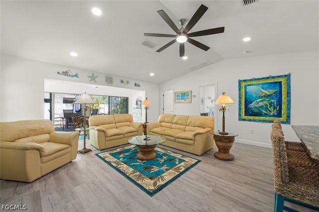 534 Piedmont RD, Sanibel, FL 33957