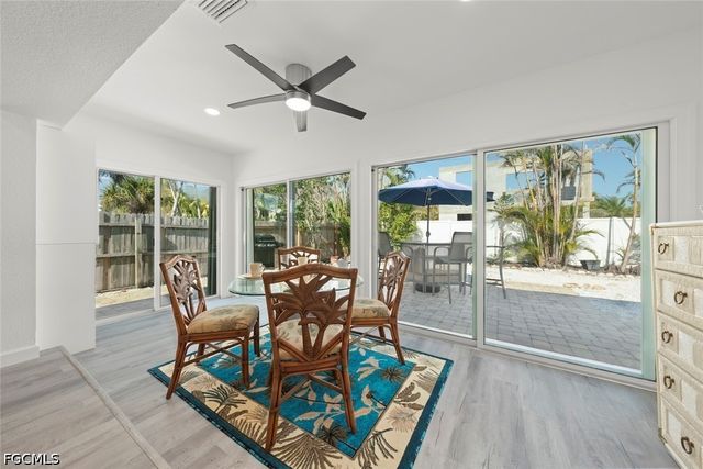 534 Piedmont RD, Sanibel, FL 33957