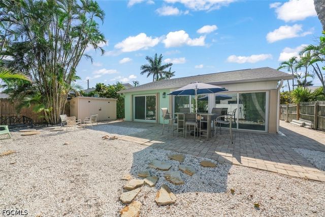 534 Piedmont RD, Sanibel, FL 33957