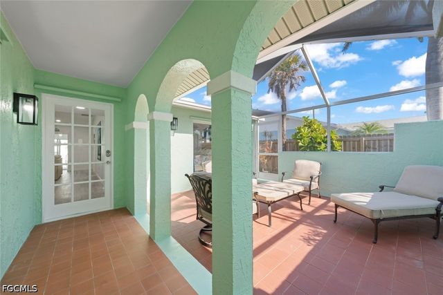 534 Piedmont RD, Sanibel, FL 33957