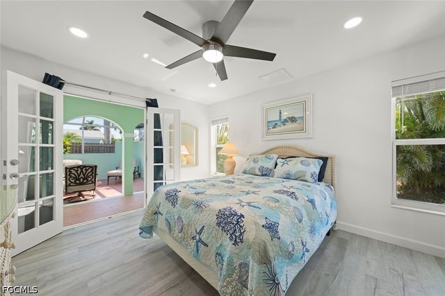 534 Piedmont RD, Sanibel, FL 33957