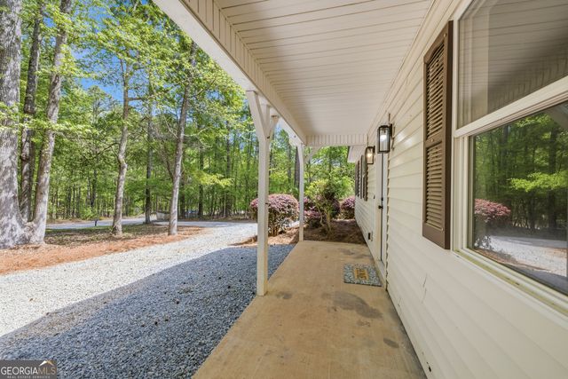 108 Long Shoals Avenue, Eatonton, GA 31024