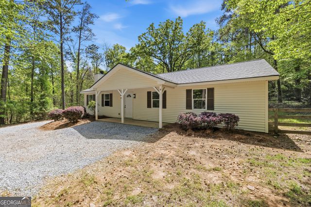 108 Long Shoals Avenue, Eatonton, GA 31024