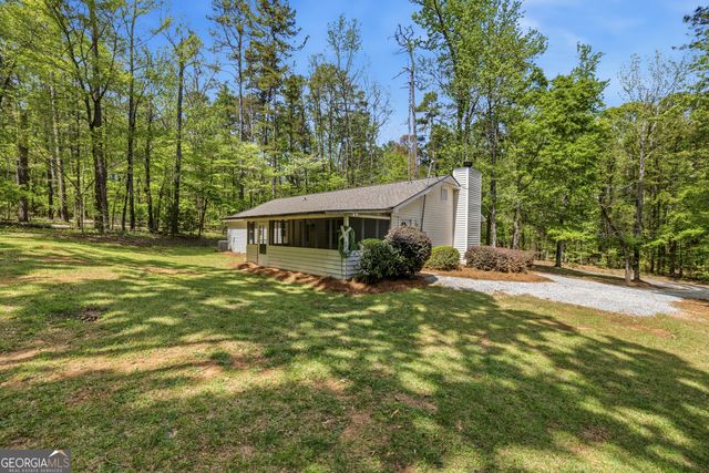 108 Long Shoals Avenue, Eatonton, GA 31024