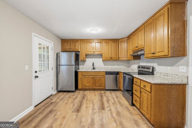 108 Long Shoals Avenue, Eatonton, GA 31024