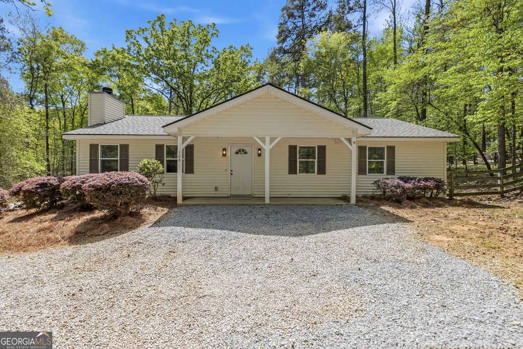 108 Long Shoals Avenue, Eatonton, GA 31024
