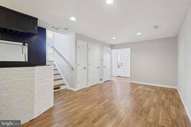 30 RACHEL TER, Piscataway, NJ 08854