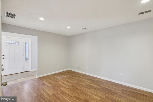 30 RACHEL TER, Piscataway, NJ 08854