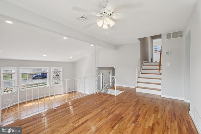 30 RACHEL TER, Piscataway, NJ 08854