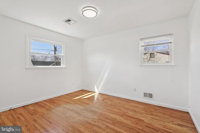 30 RACHEL TER, Piscataway, NJ 08854