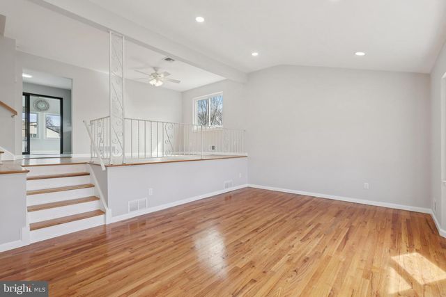 30 RACHEL TER, Piscataway, NJ 08854