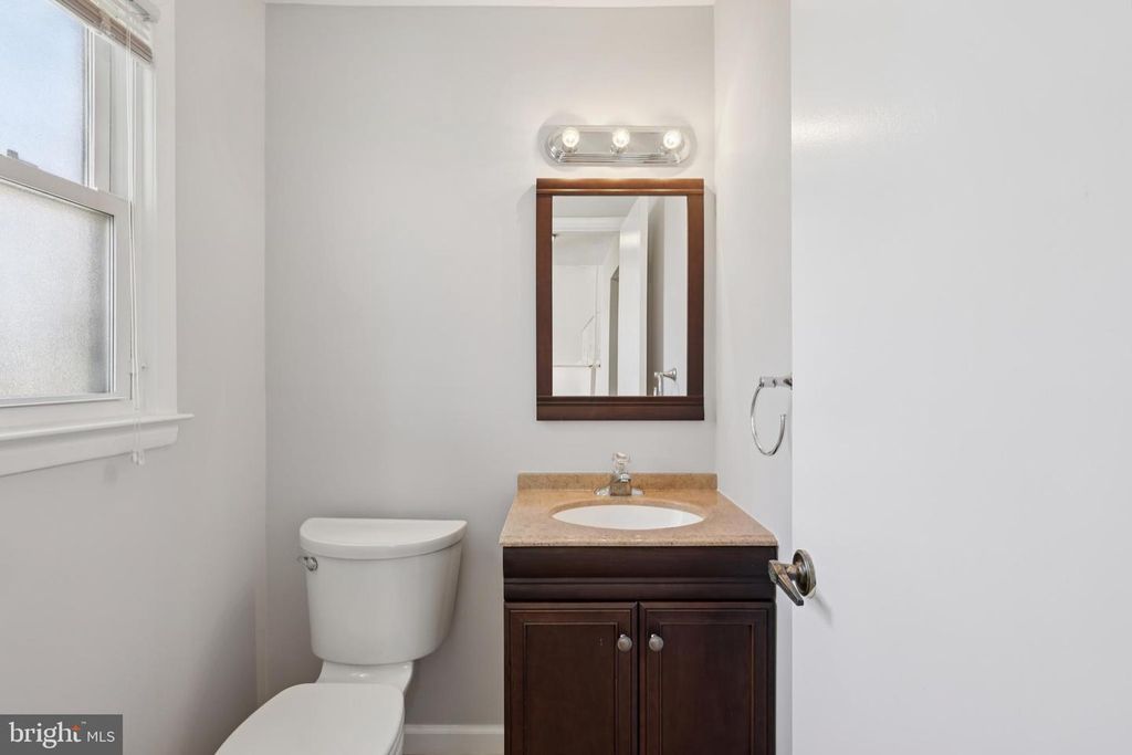 Image 35 of property listing at 30 RACHEL TER, Piscataway, NJ 08854