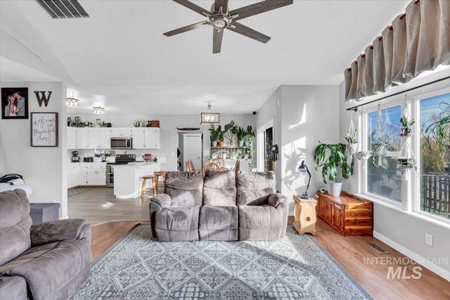 23919 Tyler Lane, Middleton, ID 83644