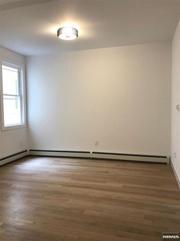 24 49th Street, Bayonne, NJ 07002