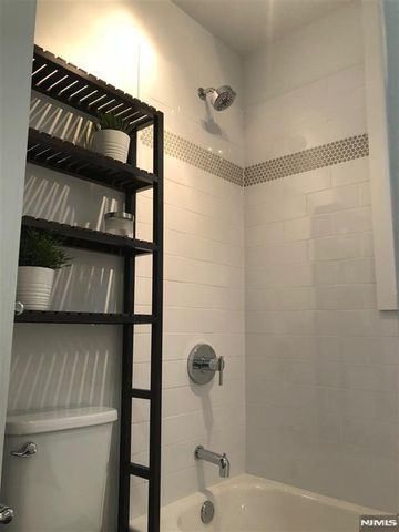 24 49th Street, Bayonne, NJ 07002