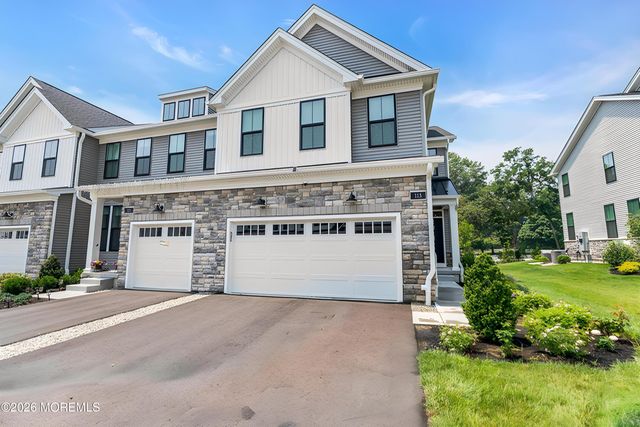 113 Mustang Drive, Manalapan, NJ 07726