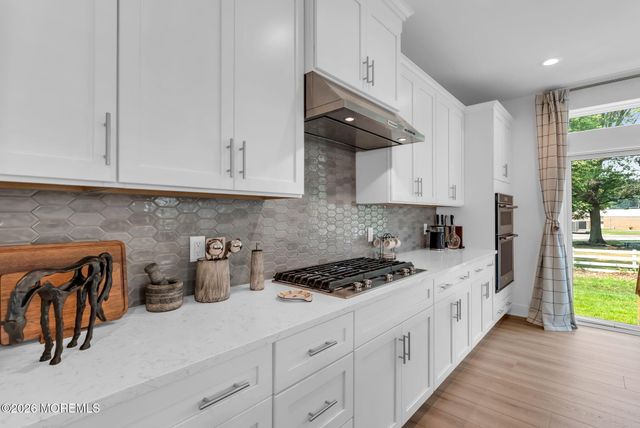 113 Mustang Drive, Manalapan, NJ 07726