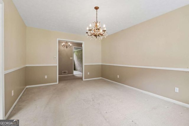 726 N Mcdonough Road, Griffin, GA 30223