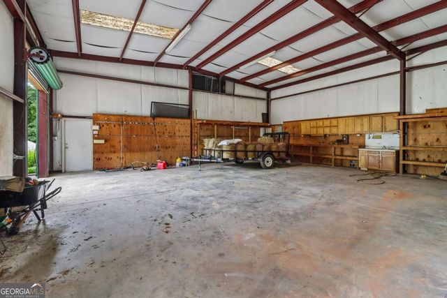 726 N Mcdonough Road, Griffin, GA 30223