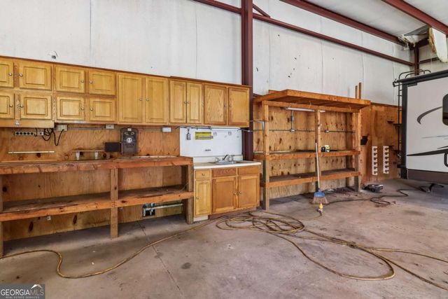 726 N Mcdonough Road, Griffin, GA 30223