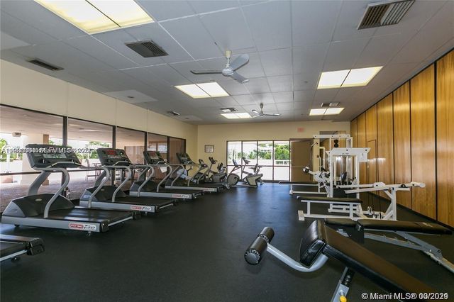 20379 W W Country Club Dr 2539, Aventura, FL 33180