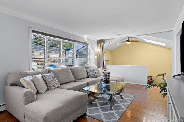 1296 Leslie Lane, Bellmore, NY 11710