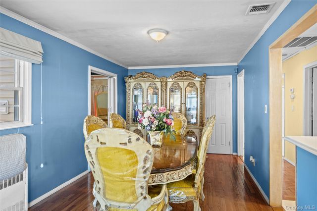 1296 Leslie Lane, Bellmore, NY 11710