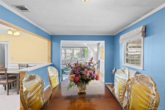 1296 Leslie Lane, Bellmore, NY 11710
