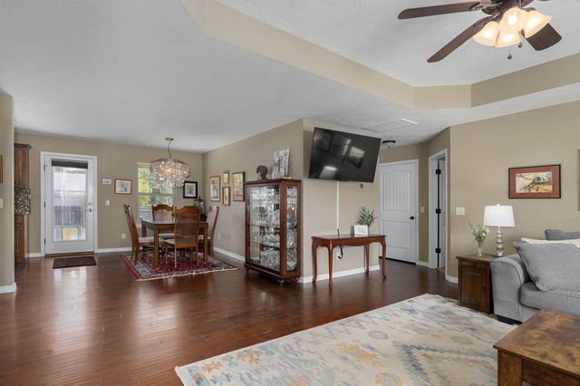 1260 S Venice Avenue, Republic, MO 65738