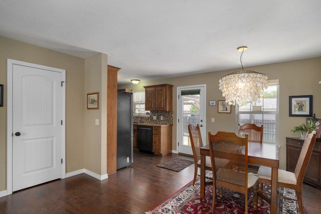 1260 S Venice Avenue, Republic, MO 65738