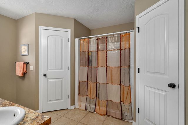 1260 S Venice Avenue, Republic, MO 65738