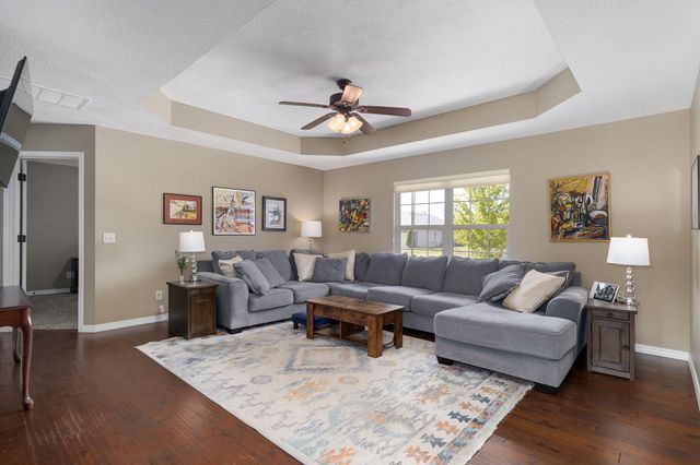 1260 S Venice Avenue, Republic, MO 65738