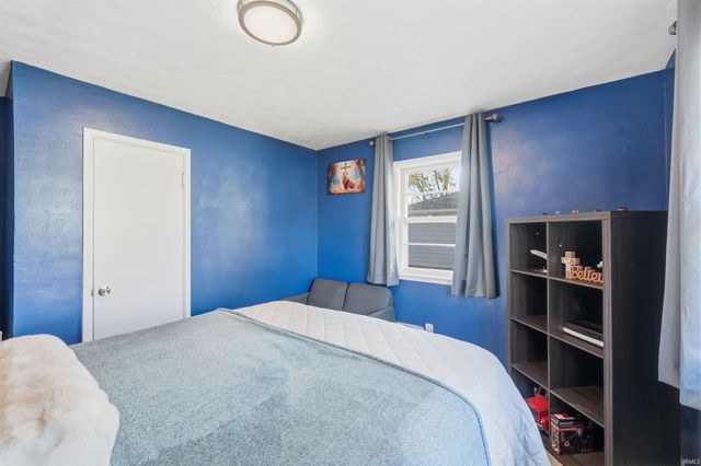 7102 Saint Joe Road, Fort Wayne, IN 46835