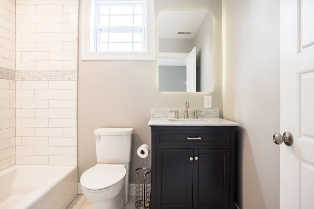 40 Champney St. A, Boston, MA 02135