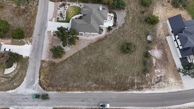 401 S Calvin Barrett, Blanco, TX 78606