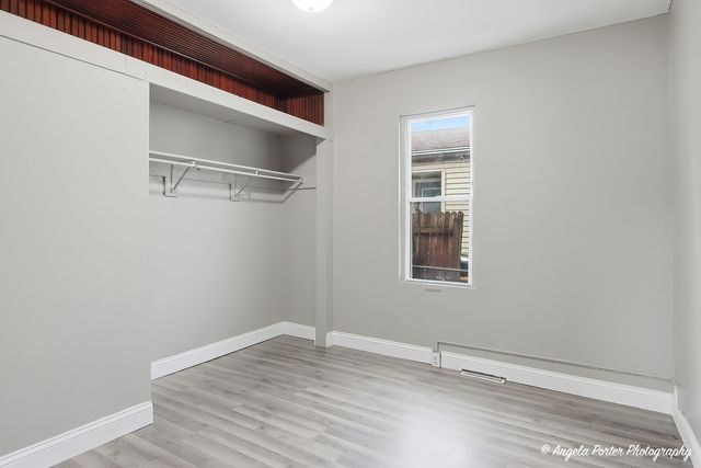 320 E WASHINGTON Street, Round Lake Park, IL 60073