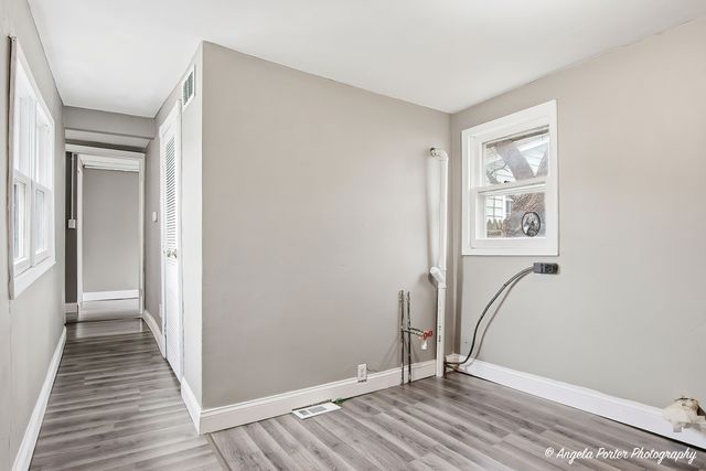 320 E WASHINGTON Street, Round Lake Park, IL 60073