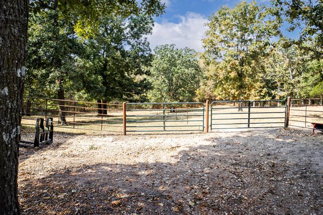 1257 State Road Aa, Fair Grove, MO 65648