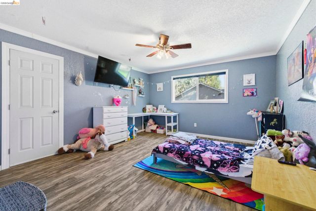 21708 Water Oak Dr, Sonora, CA 95370